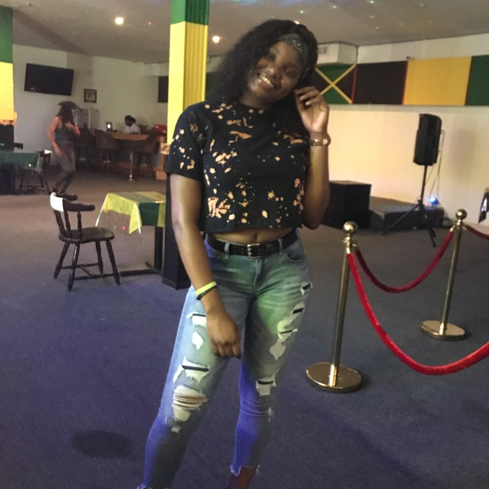 Meet your Posher, Rhonda